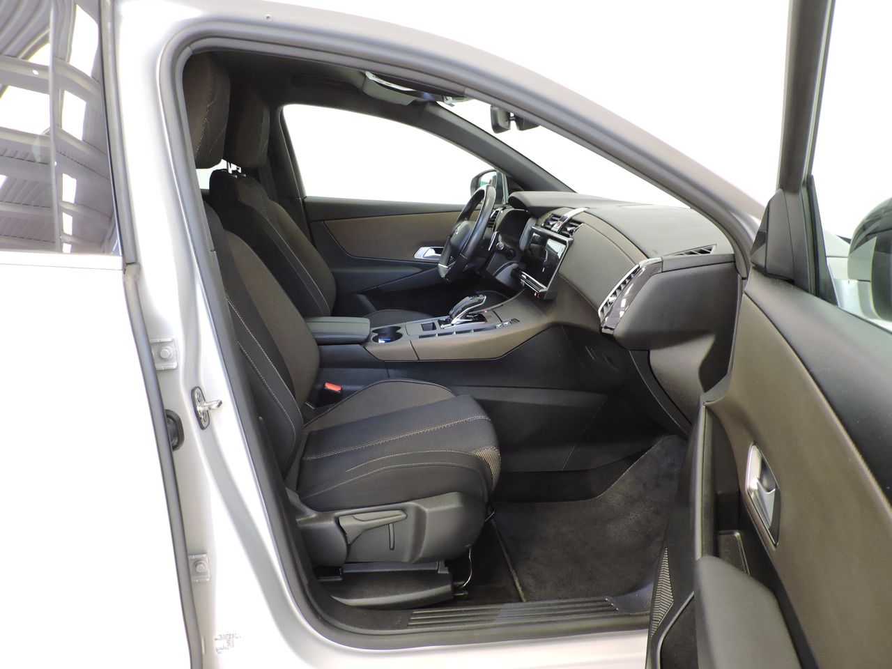 DS DS 7 Crossback DS7 Crossback Business 1.5 BlueHDi 130CV - Foto 10