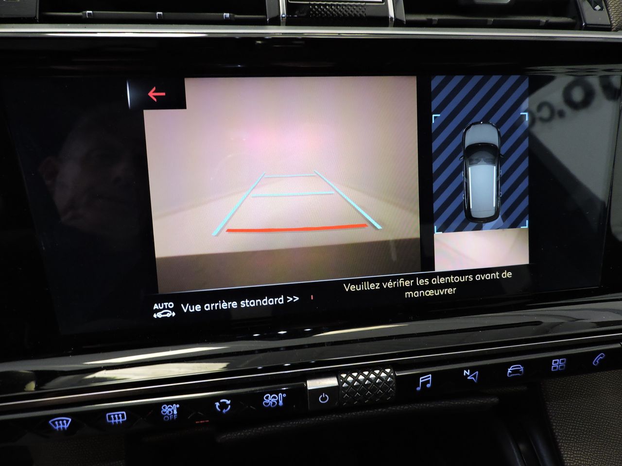 DS DS 7 Crossback DS7 Crossback Business 1.5 BlueHDi 130CV - Foto 14