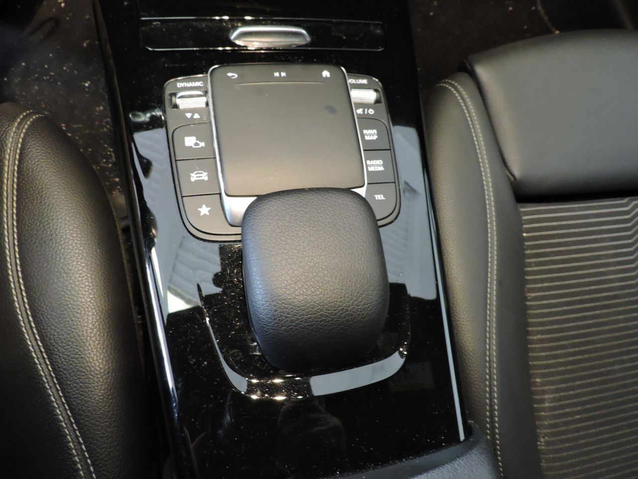 Mercedes CLA Coupé CLA 200 d Business Line - Foto 13