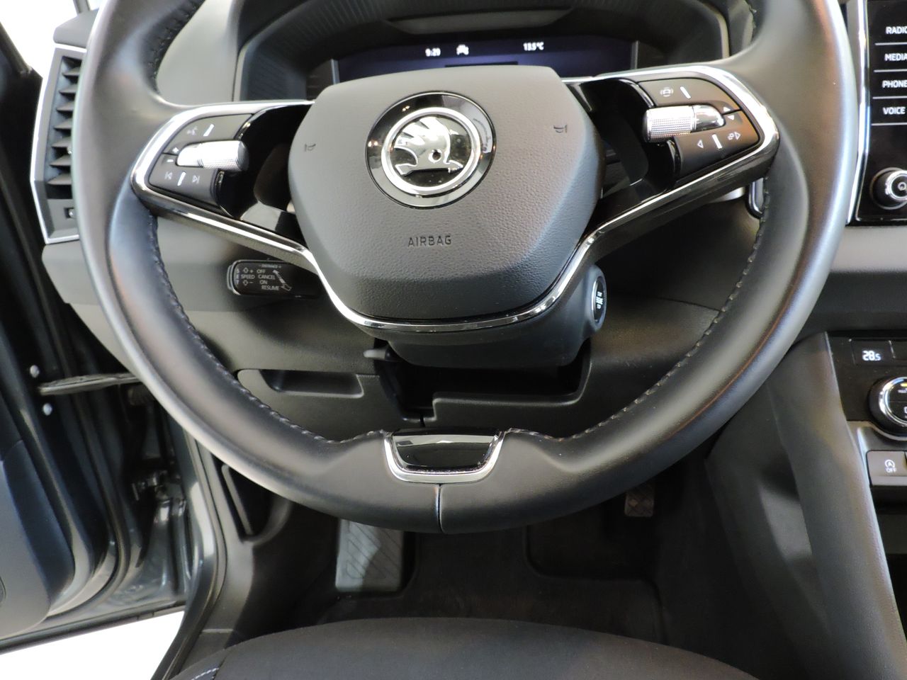 Skoda Karoq Ambition 2.0 TDI 110 kW (150 CV) DSG 4x4 - Foto 9