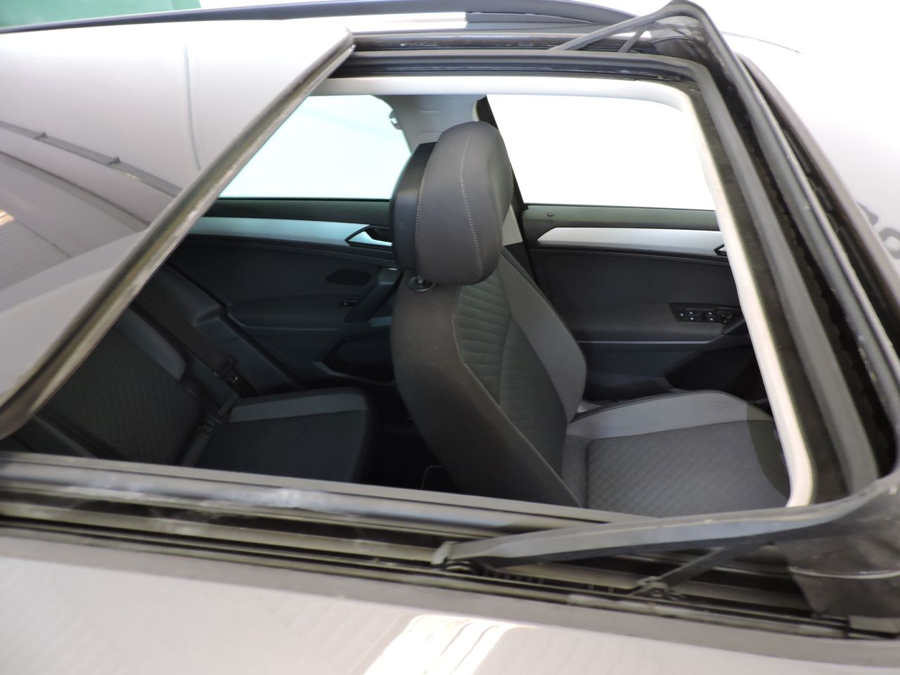 Volkswagen Tiguan 2.0 TDI 150 DSG7 CONFORTLINE BUSINESS - Foto 16