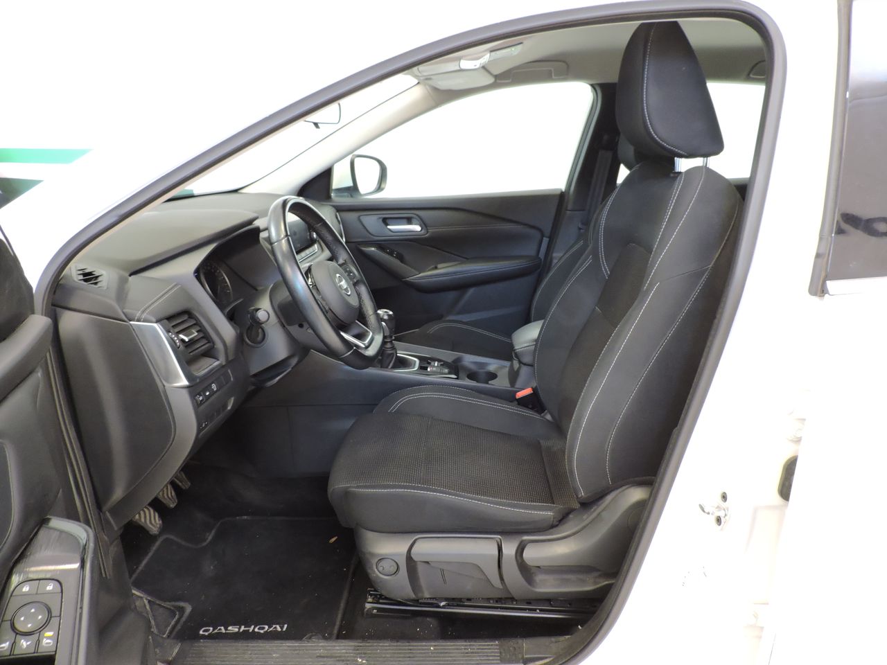 Nissan Qashqai DIG-T 103kW (140CV) mHEV 4x2 ACENTA - Foto 9