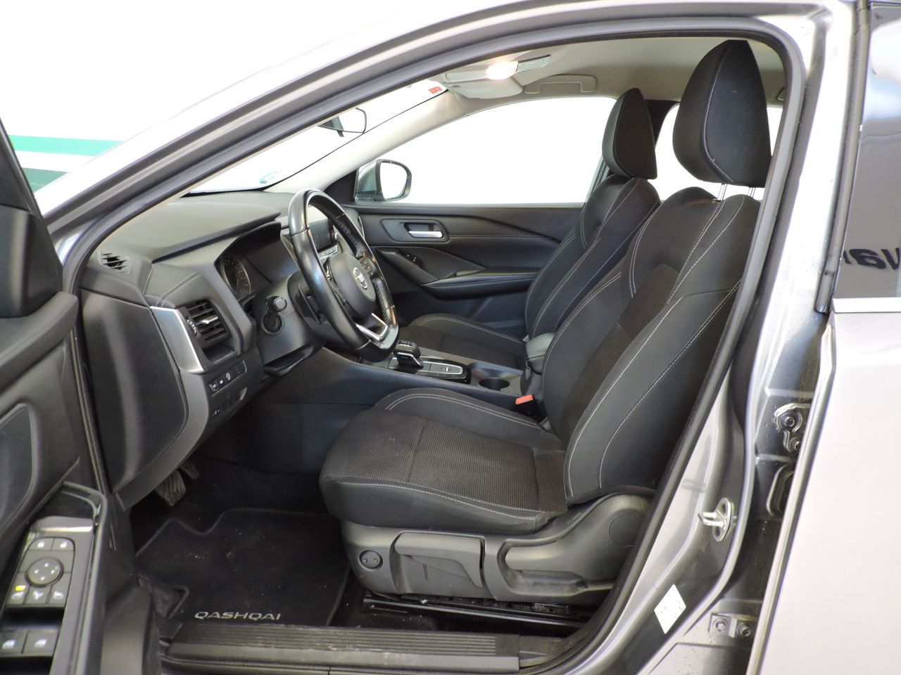 Nissan Qashqai NISSAN QASHQAI DIG-T 158CV mHEV Xtronic Acenta - Foto 9