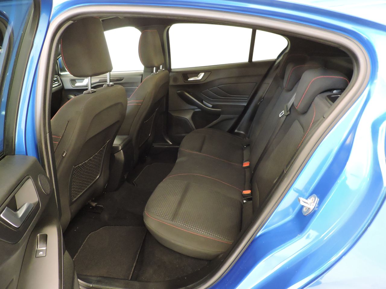 Ford Focus Berlina ST-Line 1.0 EcoBoost MHEV 114 kW (155 CV) - Foto 11