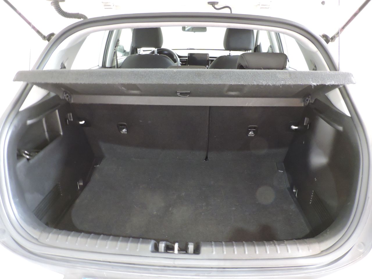 Kia Stonic 1.0 T-GDi MHEV iMT 74 kW (100 CV) Drive - Foto 15