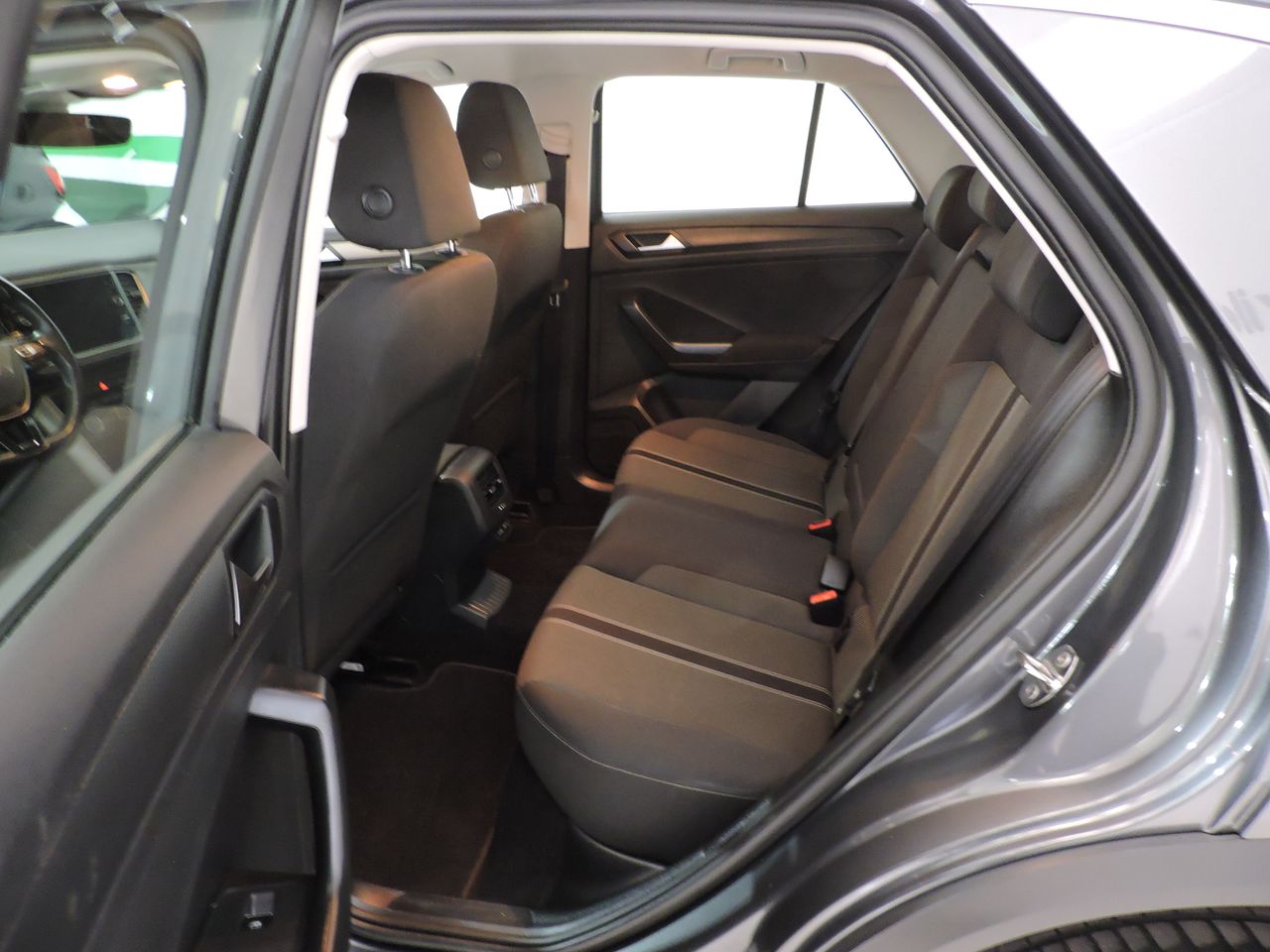 Volkswagen T-Roc 1.5 TSI ACTIVE BUSINESS DSG - Foto 14