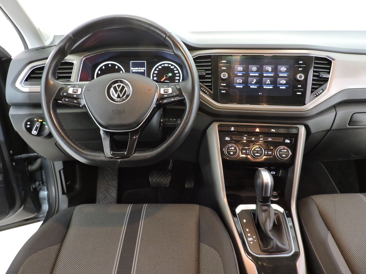 Volkswagen T-Roc 1.5 TSI ACTIVE BUSINESS DSG - Foto 8