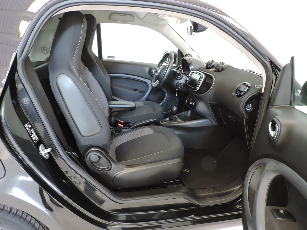 Smart Fortwo SMART FORTWO COUPÈ EQ 81CV PASSION - Foto 10