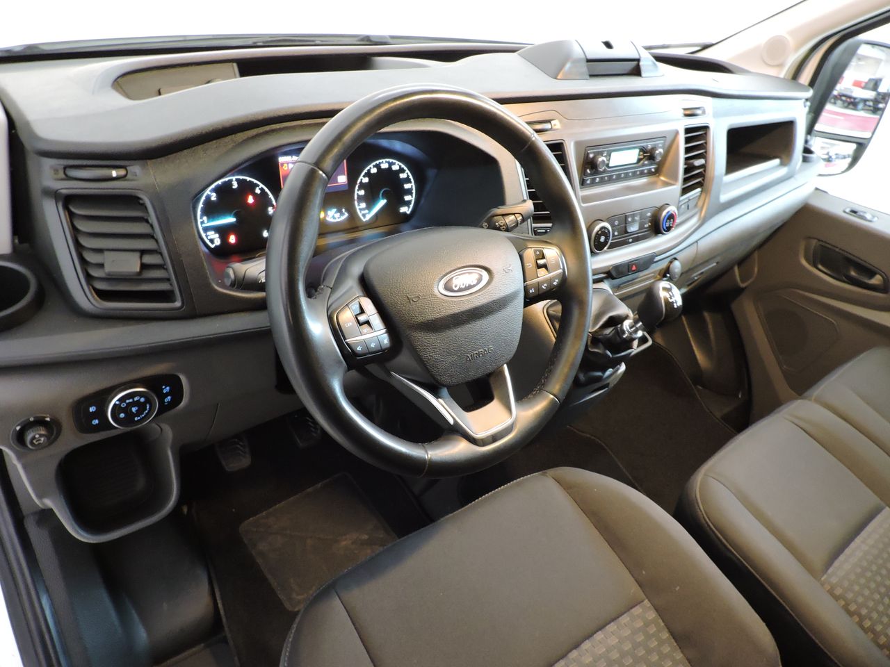 Ford Transit FORD TRANSIT 350 L2H2 TREND 2.0 ECO MHEV 130 CV - Foto 11