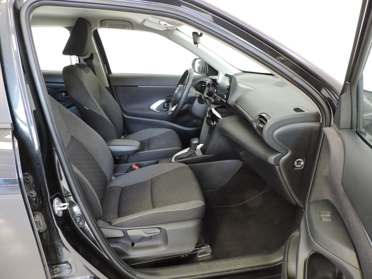 Toyota Yaris Cross YARIS CROSS 1.5 HYBRID 116H DYNAMIC BUSINESS - Foto 10