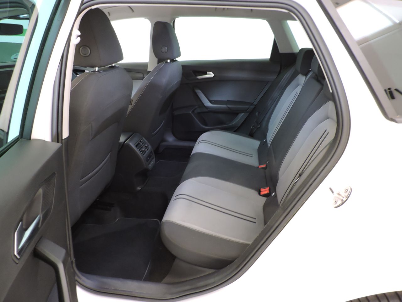 Seat Leon Sportstourer 2.0 TDI CR 110 KW (150 CV) DSG Style - Foto 11