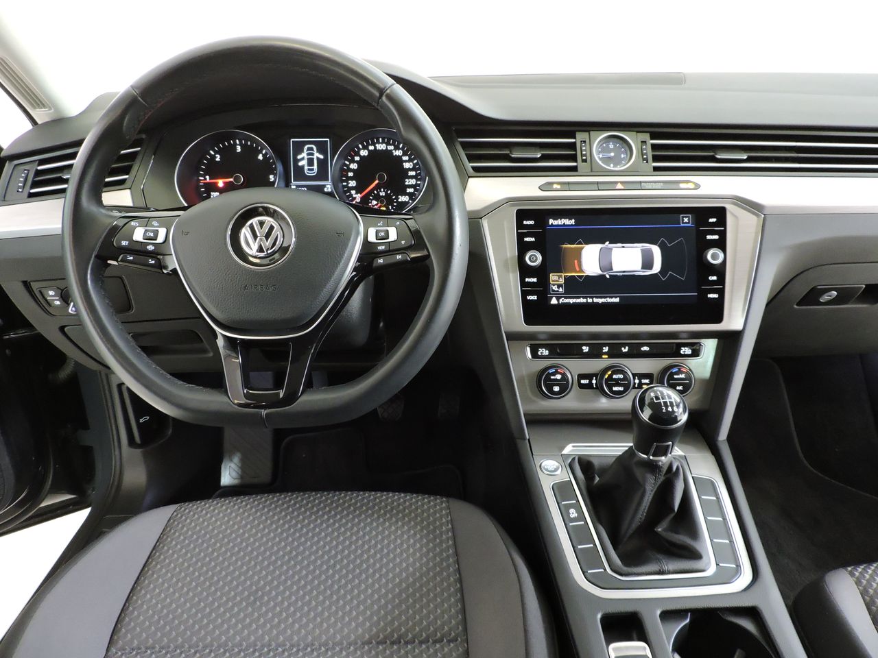 Volkswagen Passat Edition 2.0 TDI BMT 110 kW (150 CV) - Foto 8