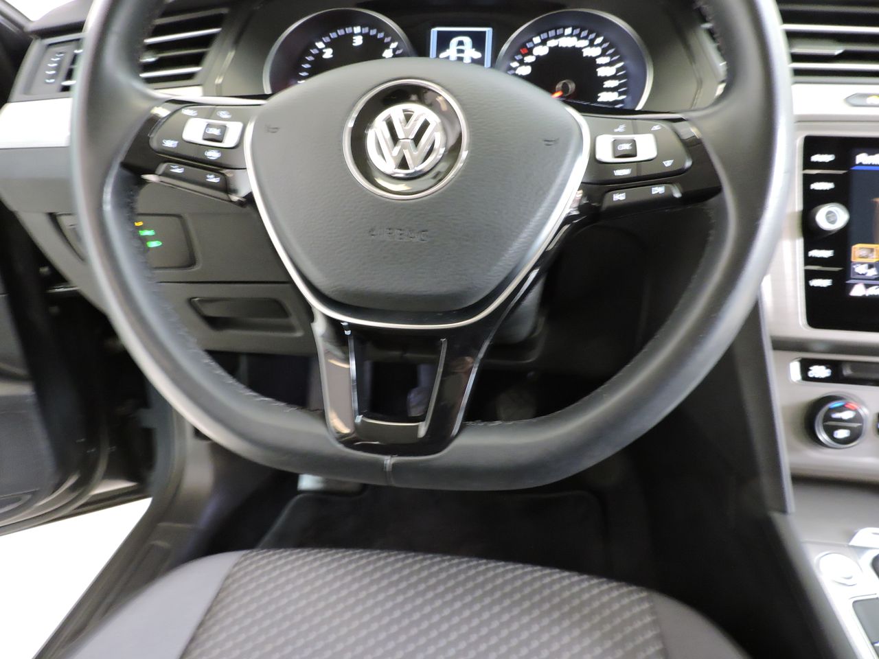 Volkswagen Passat Edition 2.0 TDI BMT 110 kW (150 CV) - Foto 12