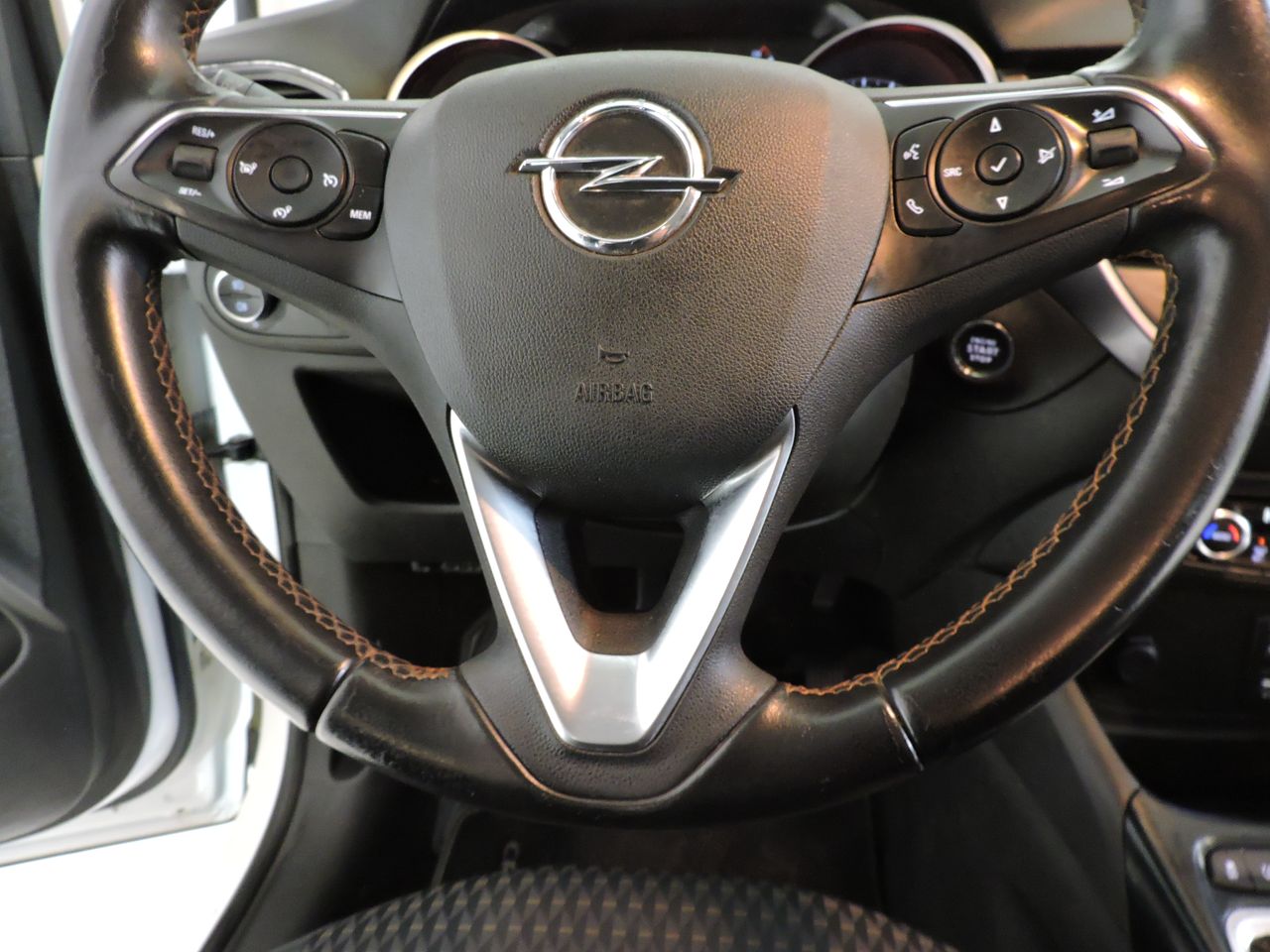 Opel Crossland X Innovation 1.5 Diesel Start&Stop 75 kW (102 CV) - Foto 12