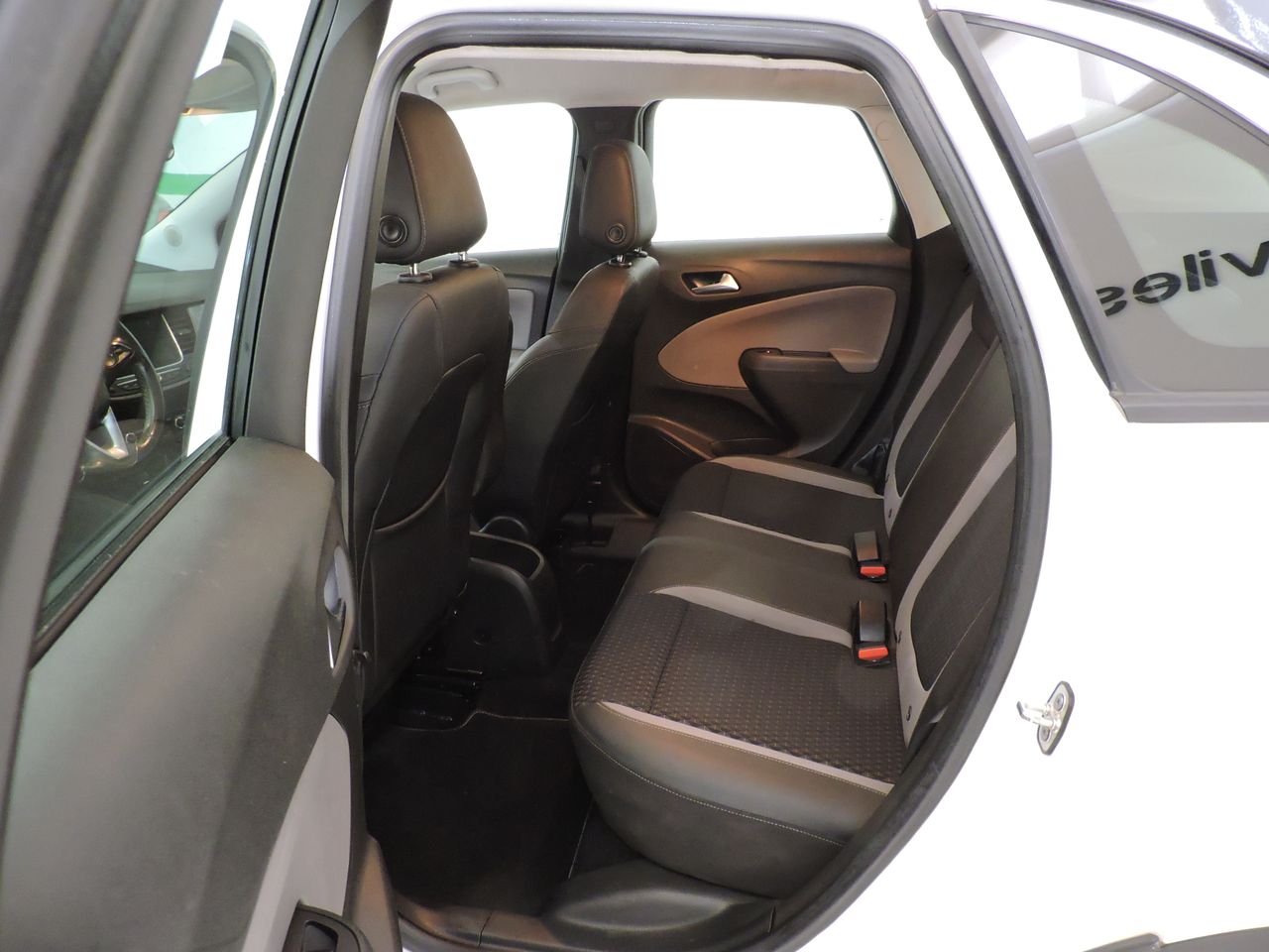 Opel Crossland X Innovation 1.5 Diesel Start&Stop 75 kW (102 CV) - Foto 11