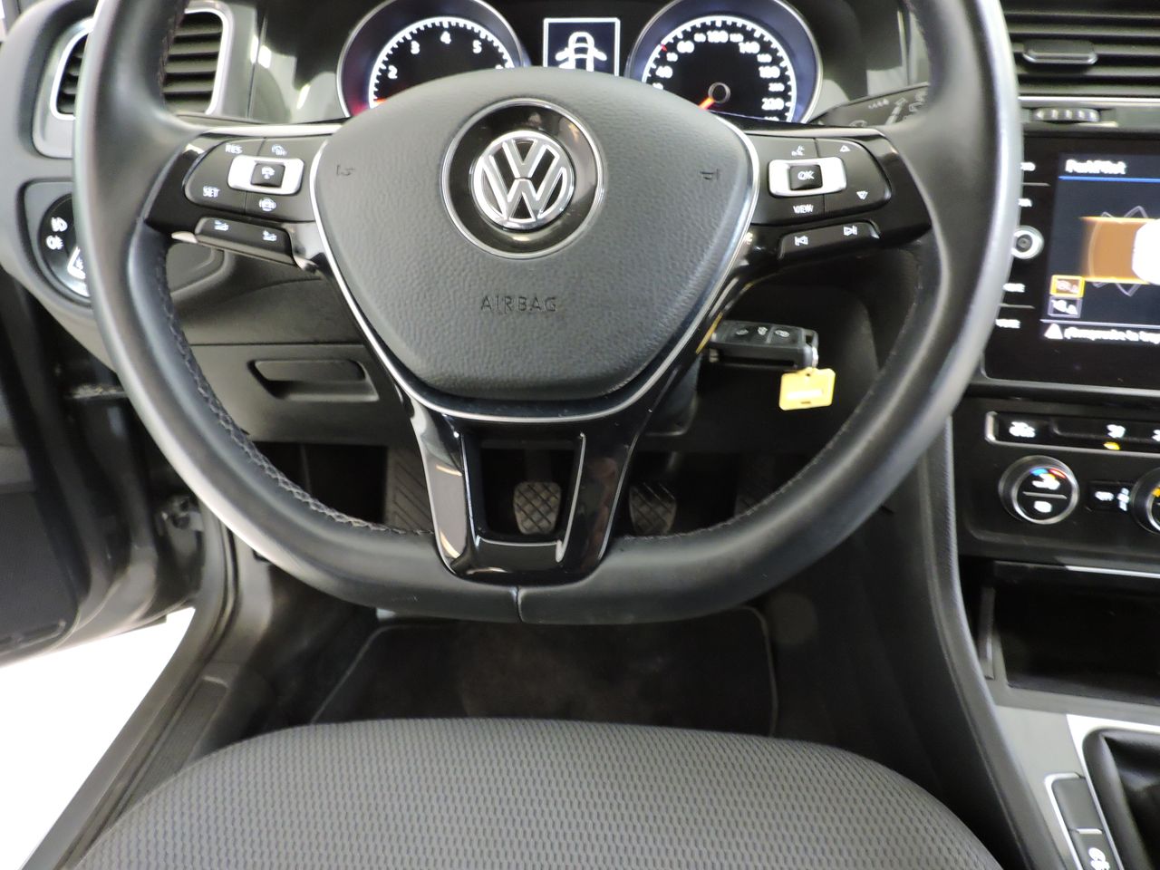 Volkswagen Golf VII Confortline Business BMT 1.0 TSI 115CV - Foto 12