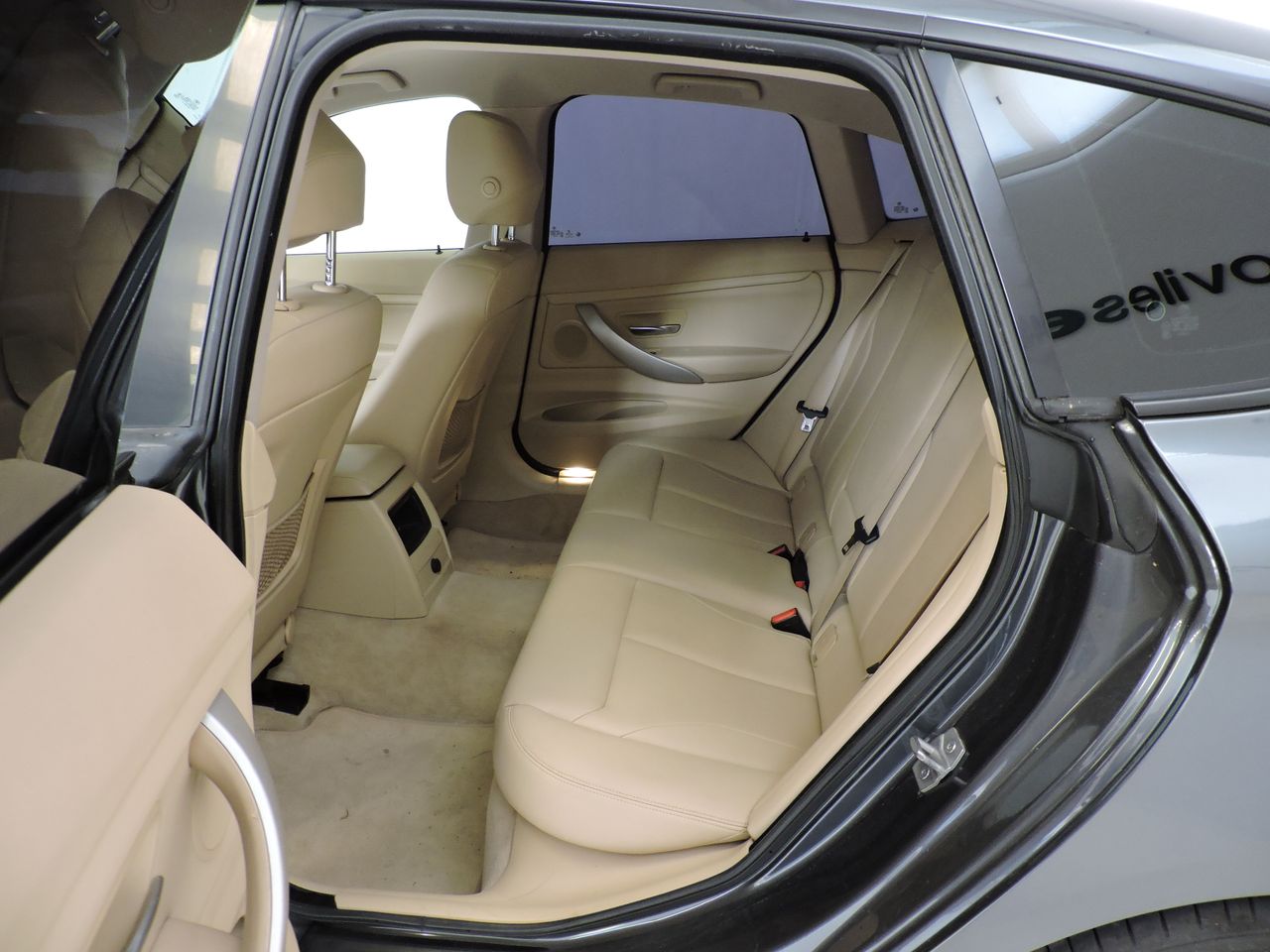 BMW Serie 3 318d Berlina - Foto 11