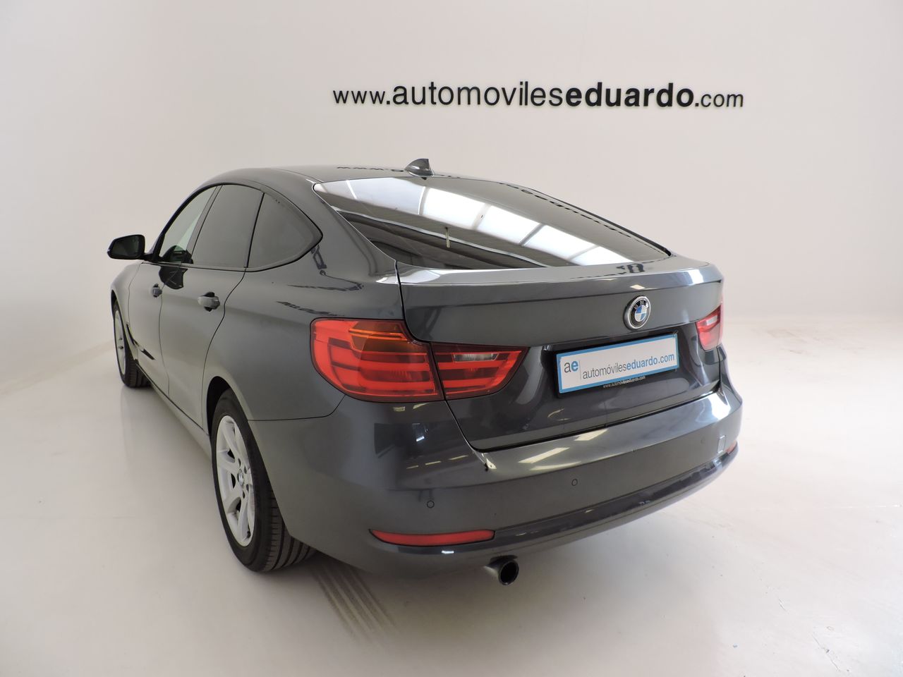 BMW Serie 3 318d Berlina - Foto 7