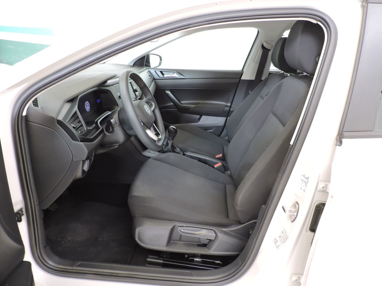 Volkswagen Polo Advance 1.0 TSI 70 kW (95 CV) - Foto 9