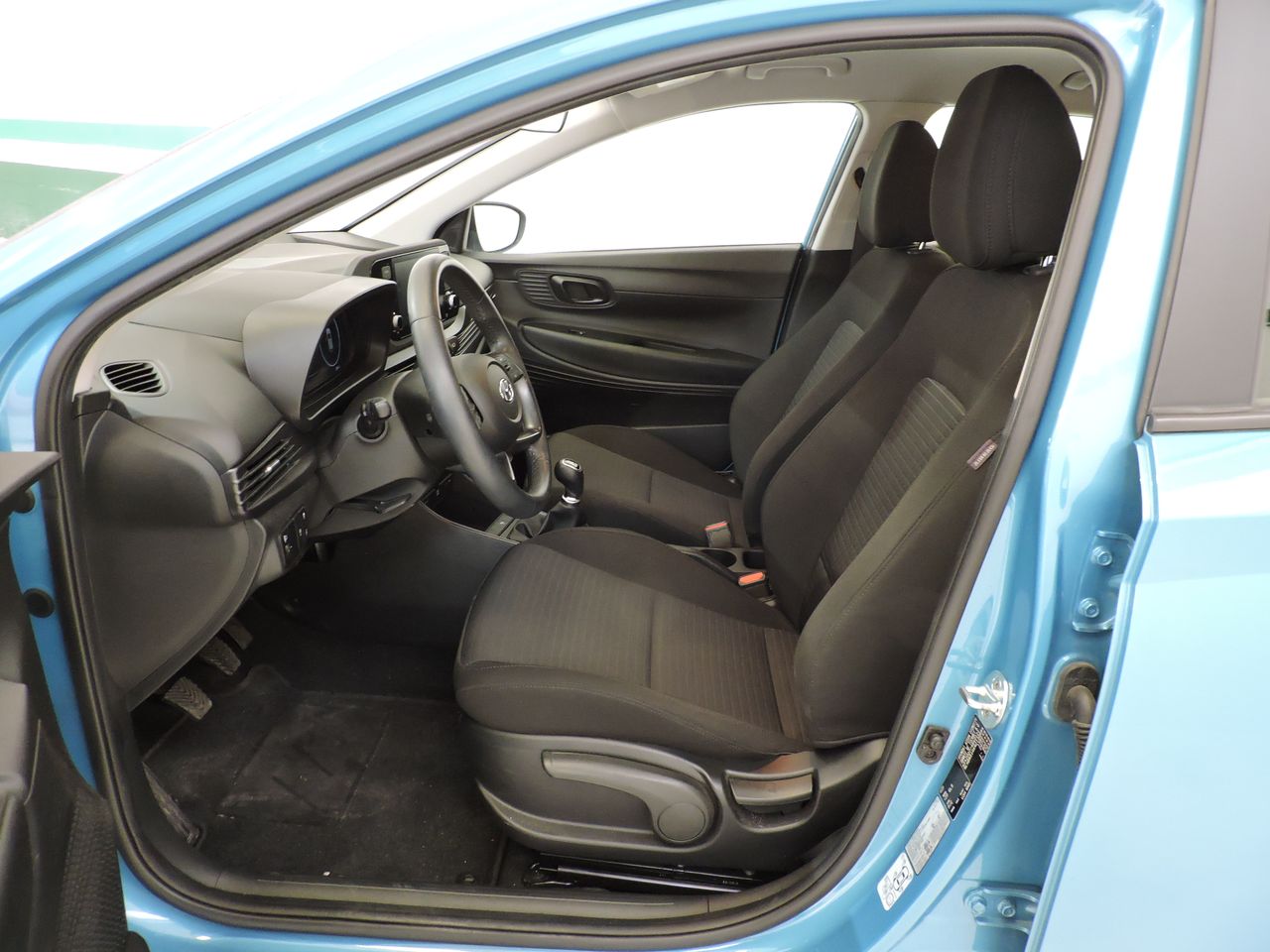 Hyundai i20 1.2 MPi 6undefined (84 CV) Klass - Foto 9