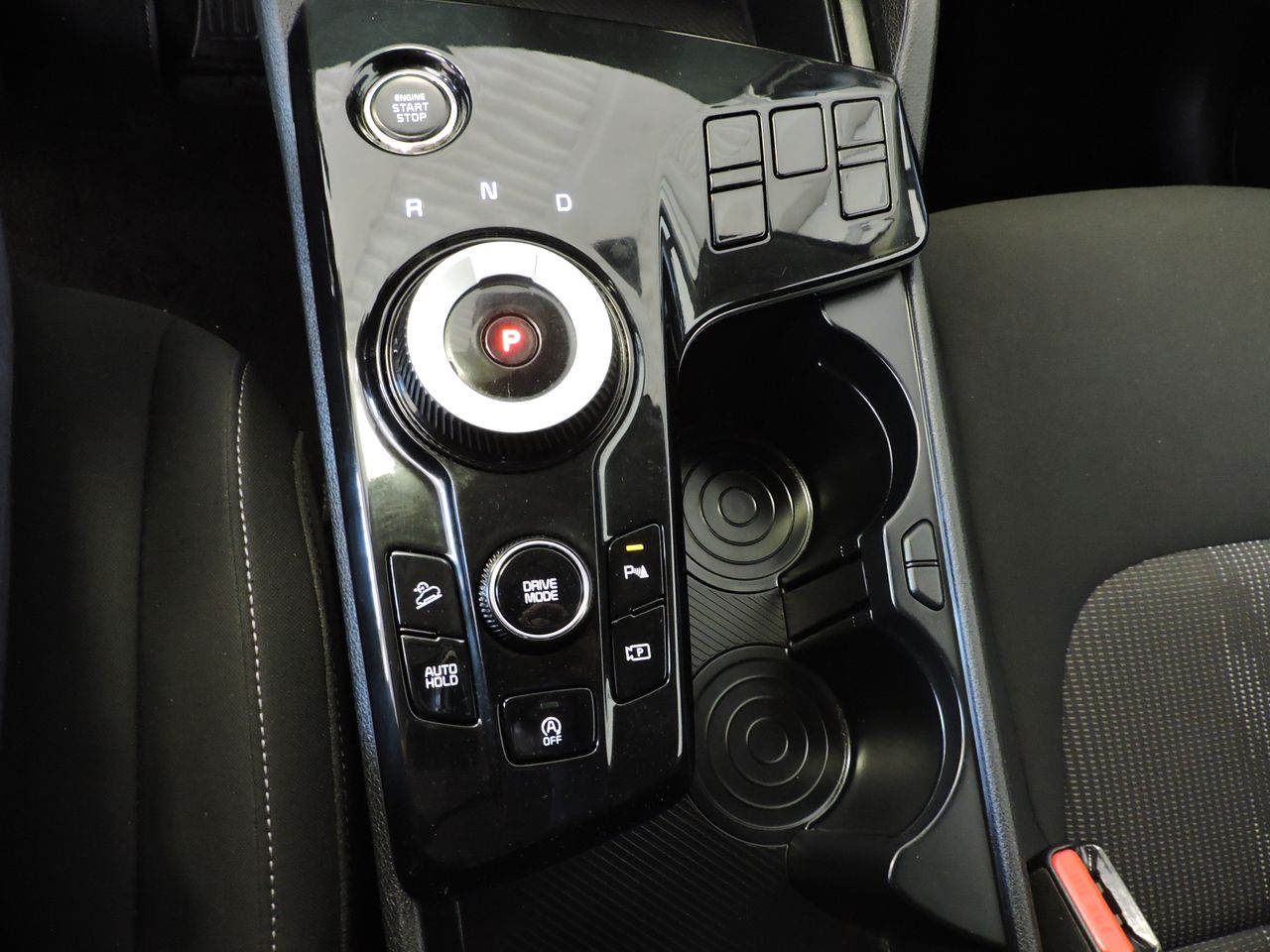 Kia Sportage 1.6 CRDI MHEV STYLE 2WD DCT - Foto 12