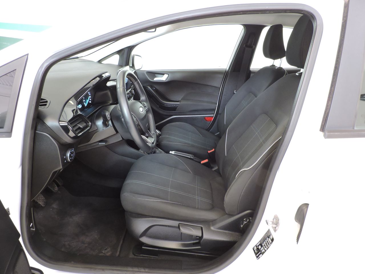 Ford Fiesta 5p Trend+ 1.0 EcoBoost 73.5 kW (100 CV) S/S - Foto 9