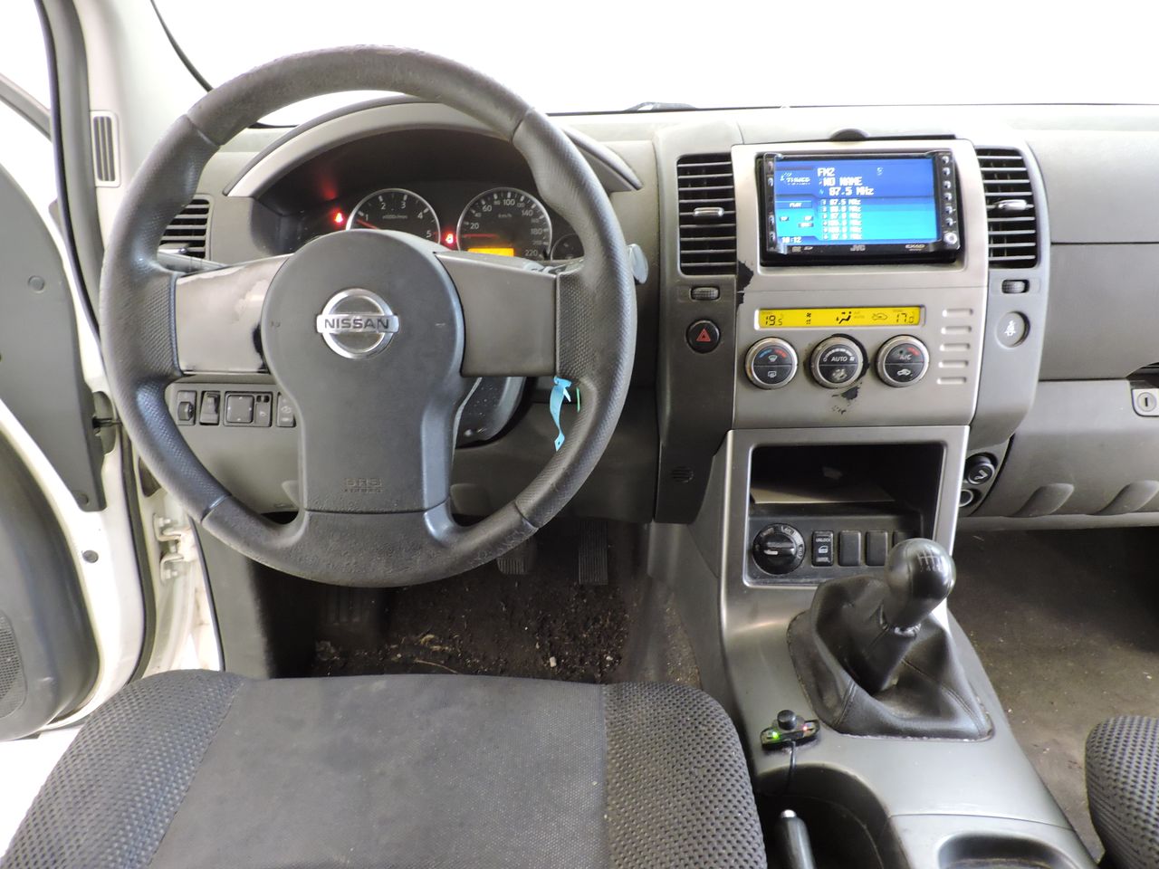 Nissan Pathfinder 2.5dCi (174 CV) XE 5 plazas - Foto 8