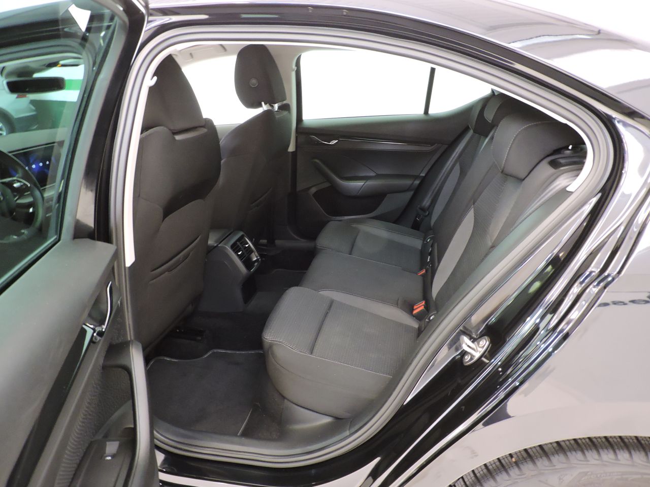 Skoda Octavia Octavia 1.0 TSI Greentech Business Edition 5p - Foto 11