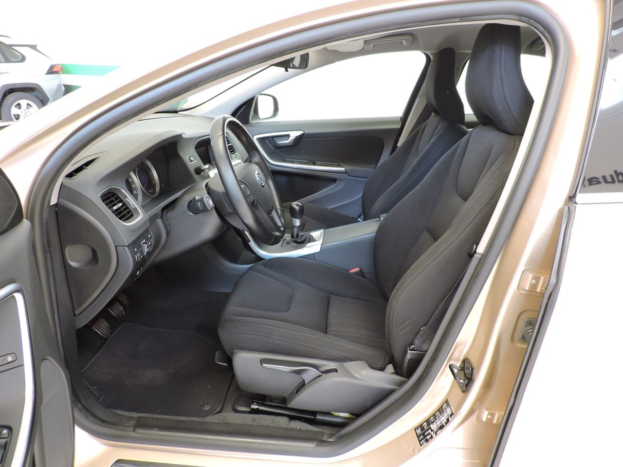 Volvo S60 Kinetic DRIVe - Foto 9