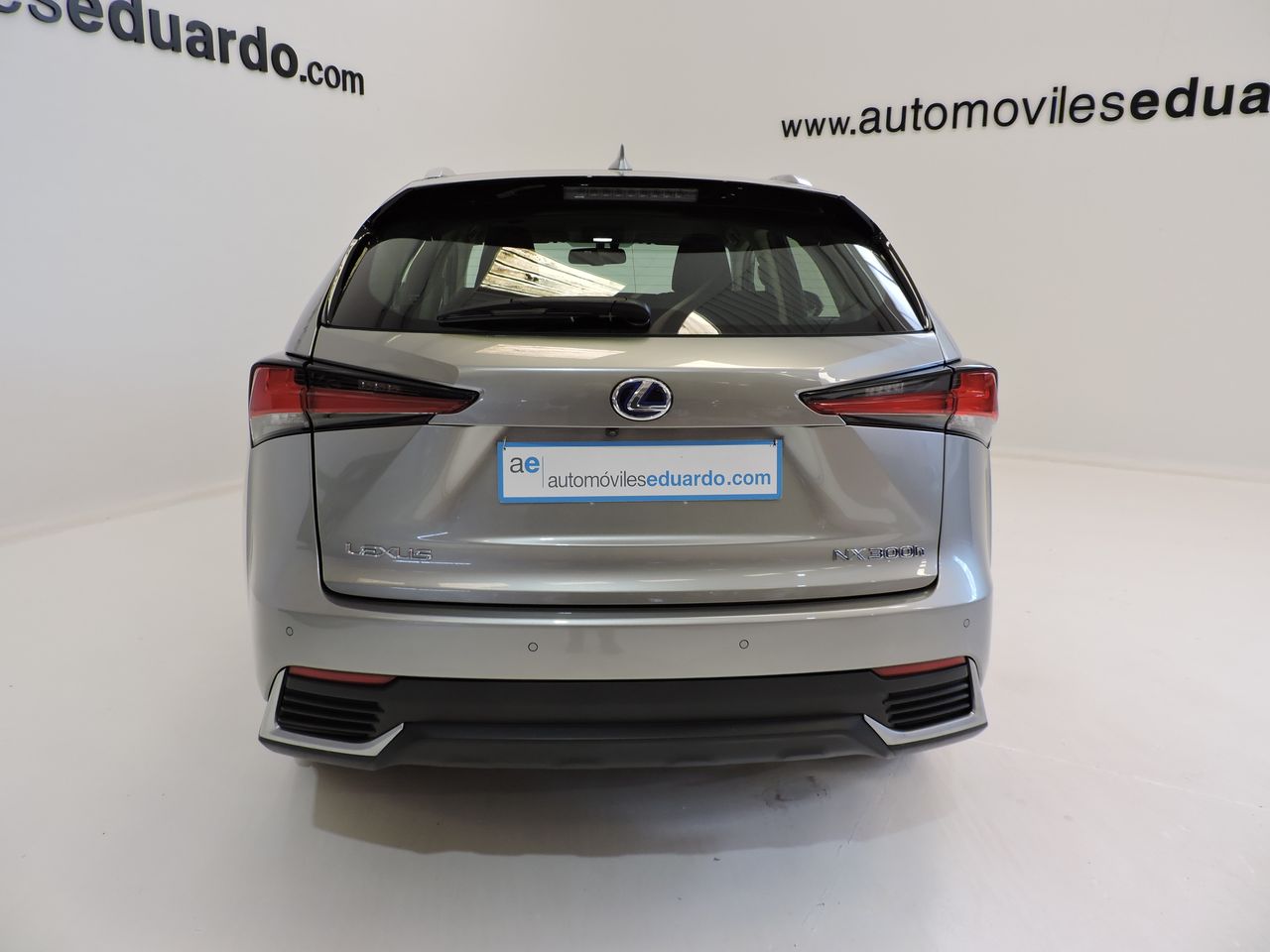 Lexus NX NX 300h Business Line 5d - Foto 6