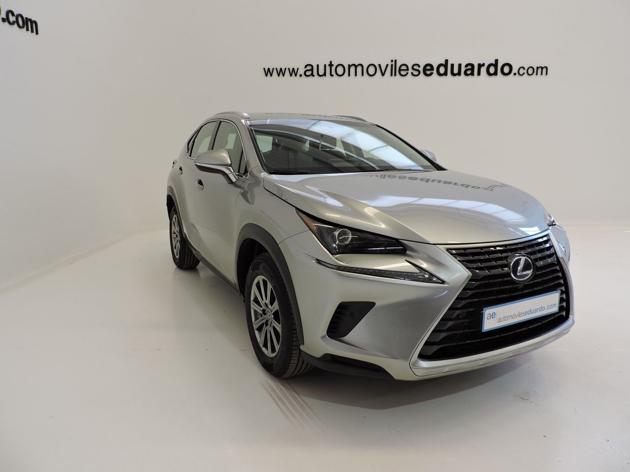 Lexus NX NX 300h Business Line 5d - Foto 4