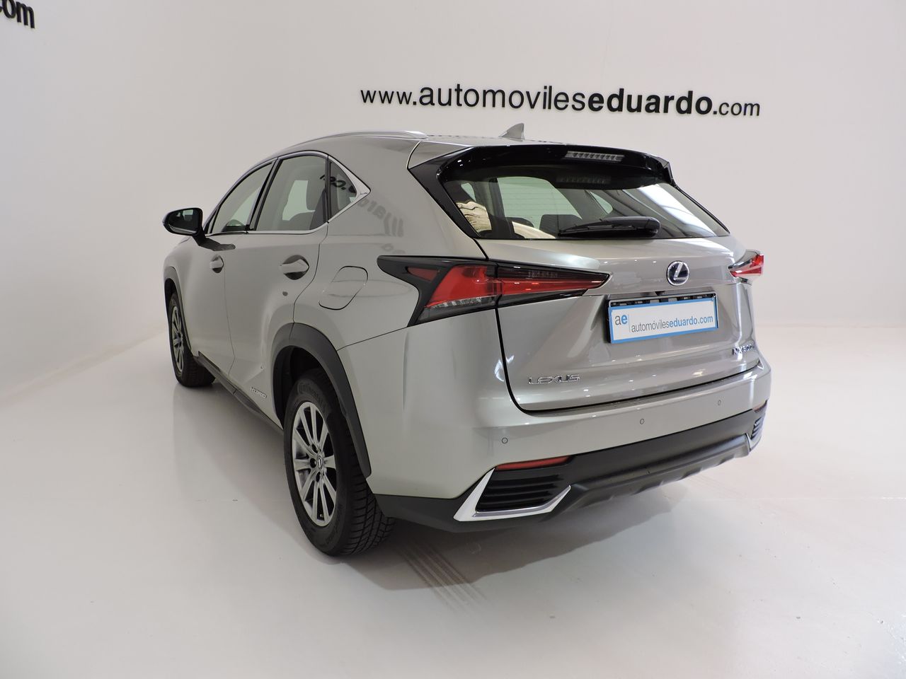 Lexus NX NX 300h Business Line 5d - Foto 7