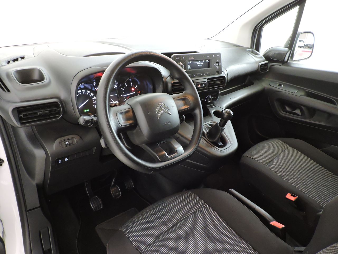 Citroën Berlingo Talla M BlueHDi 100 S&S Live - Foto 8