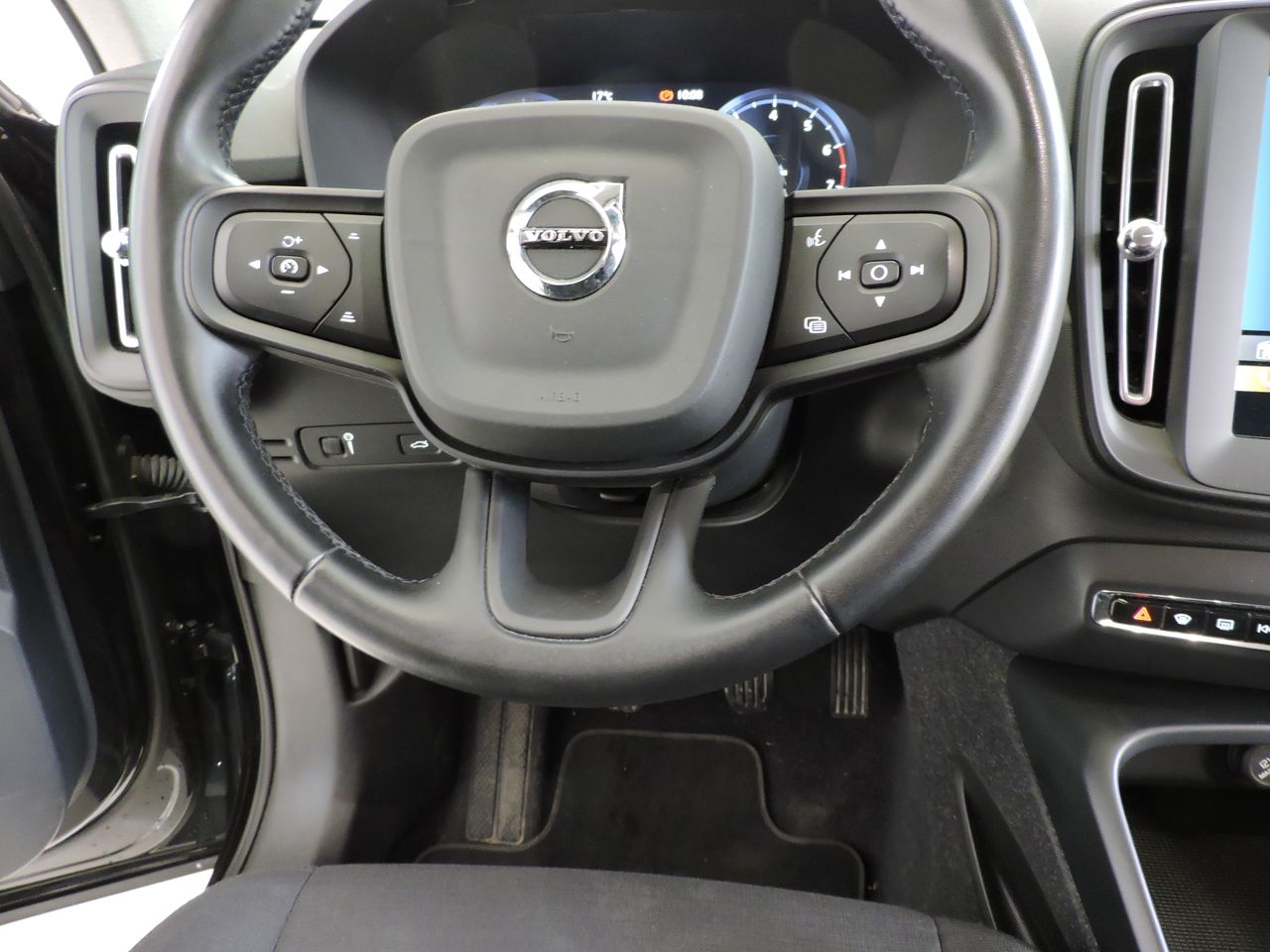 Volvo XC40 VOLVO XC40  SUV T2 BUSINESS - Foto 12