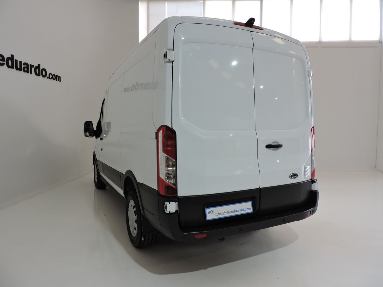 Ford Transit TRANSIT 2T 350M FG MWB HR DSL 2.0 TDCi L2H2 Trend - Foto 7