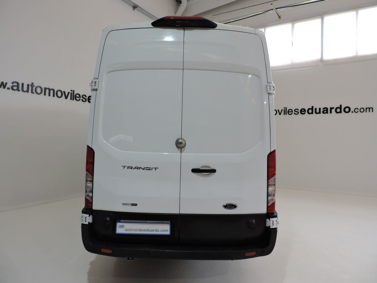 Ford Transit FORD TRANNSIT 2.0 MHEV VAN LIMITED 130CV - Foto 6