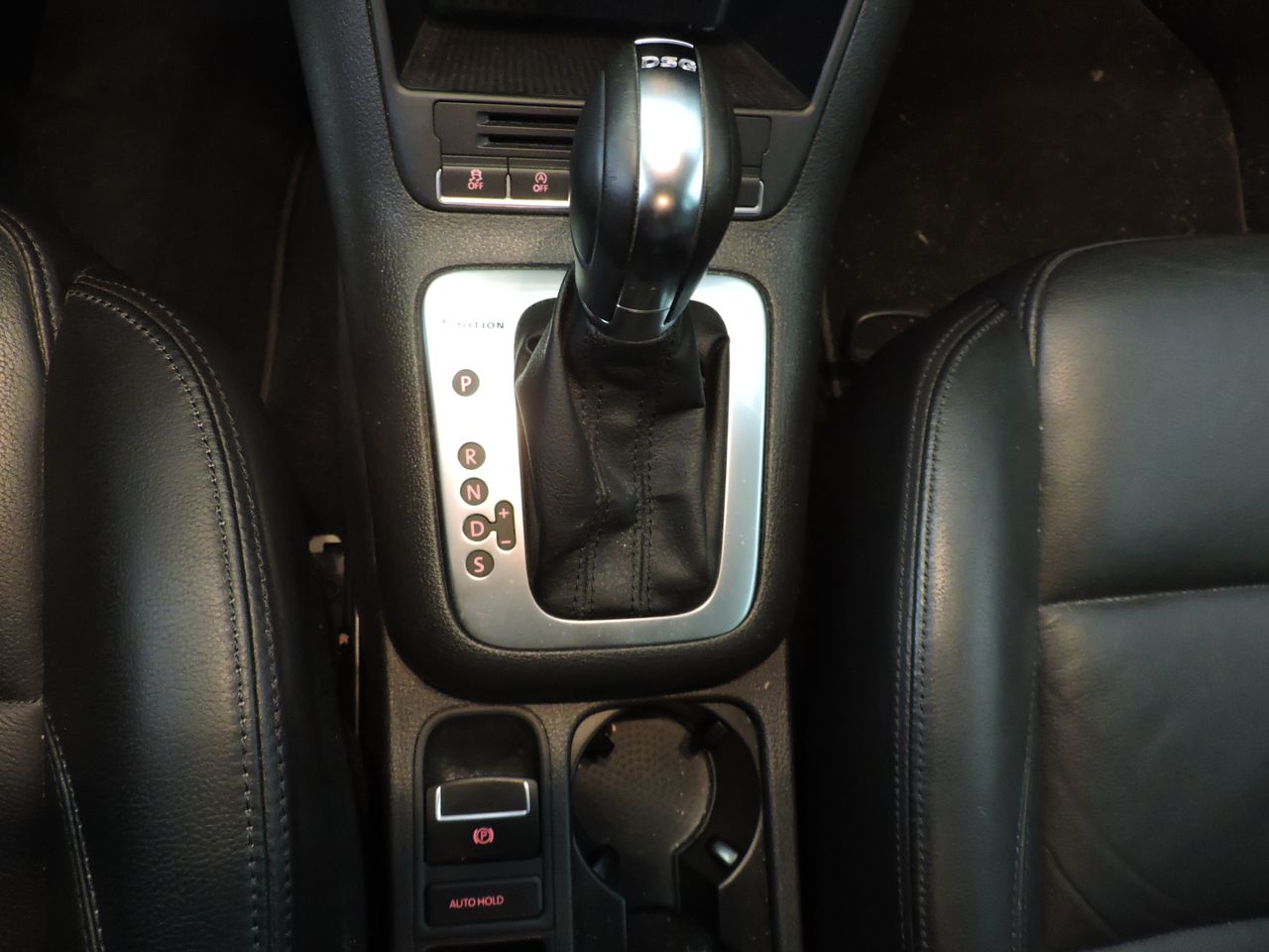 Volkswagen Tiguan Sport 2.0 TDI 140 CV BlueMotion Technology 4Motion DSG - Foto 13