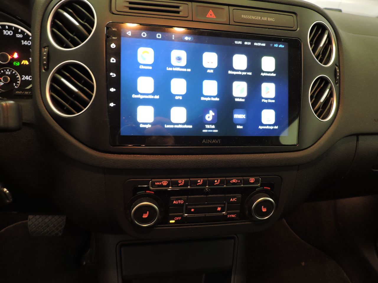 Volkswagen Tiguan Sport 2.0 TDI 140 CV BlueMotion Technology 4Motion DSG - Foto 15