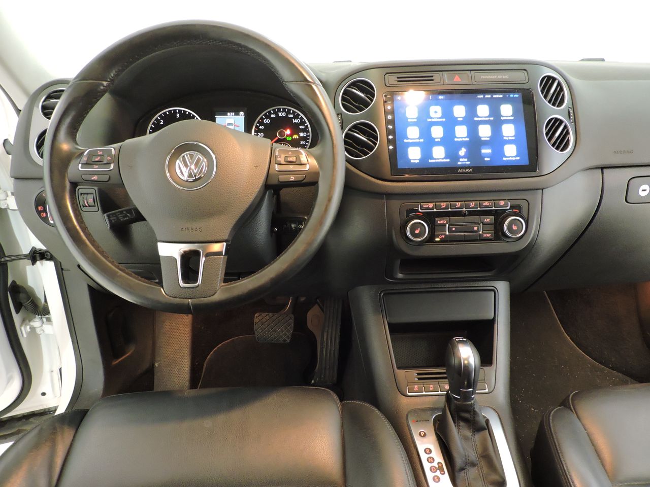 Volkswagen Tiguan Sport 2.0 TDI 140 CV BlueMotion Technology 4Motion DSG - Foto 8