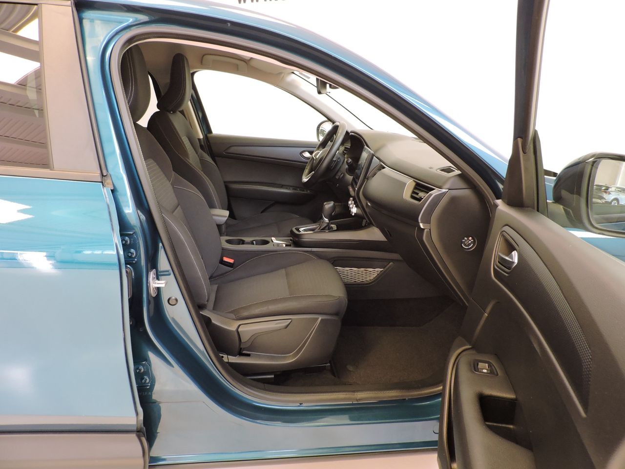 Renault Arkana ARKANA Evolution mild hybrid 140 EDC - Foto 17