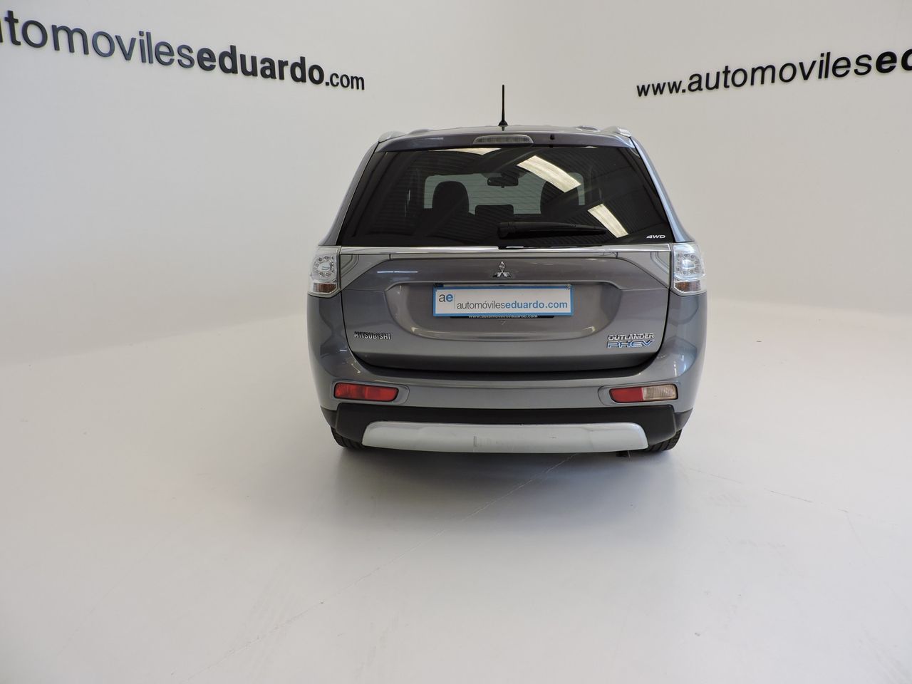Mitsubishi Outlander PHEV Kaiteki 4WD - Foto 6