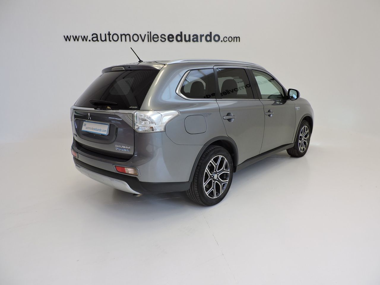 Mitsubishi Outlander PHEV Kaiteki 4WD - Foto 7