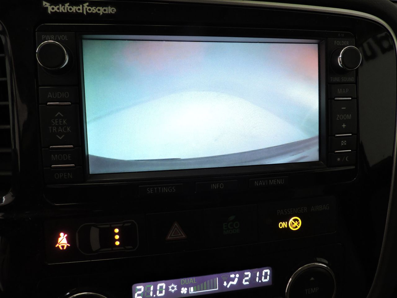 Mitsubishi Outlander PHEV Kaiteki 4WD - Foto 15