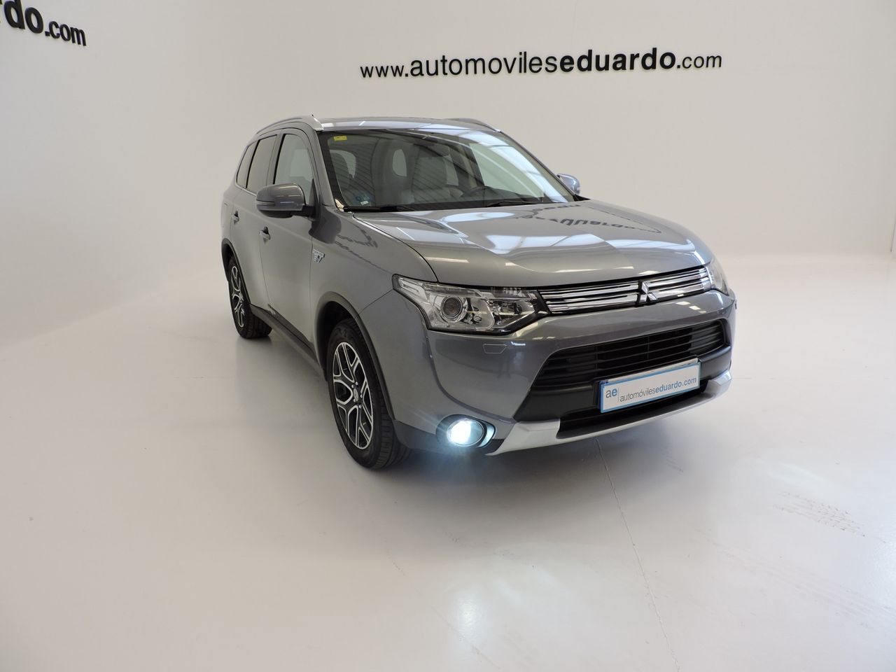 Mitsubishi Outlander PHEV Kaiteki 4WD - Foto 4