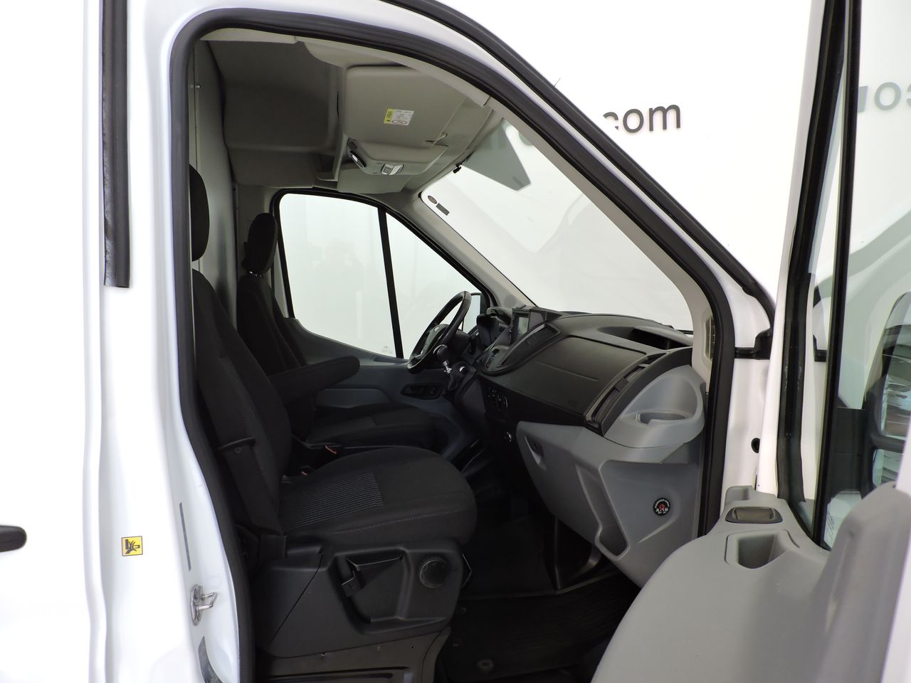 Ford Transit TRANSIT 2T 350M FG MWB HR DSL 2.0 TDCi L2H2 Trend - Foto 10