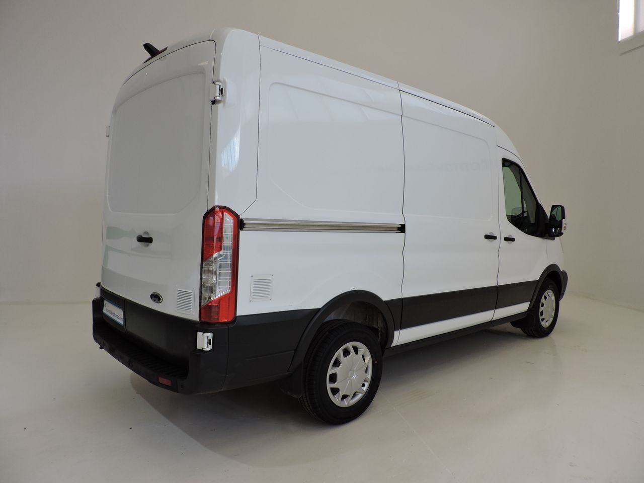 Ford Transit TRANSIT 2T 350M FG MWB HR DSL 2.0 TDCi L2H2 Trend - Foto 5