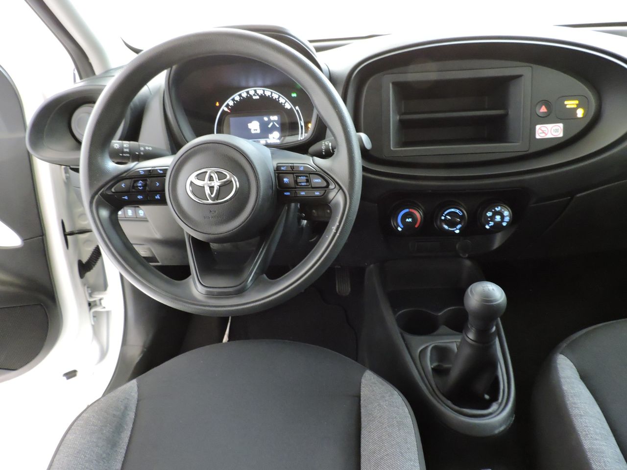 Toyota Aygo X Cross Toyota AYGO X 1.0 VVT-i MT 5p - Foto 8