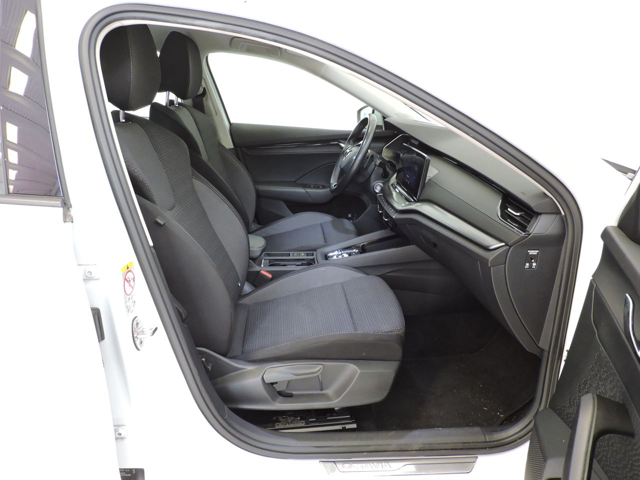 Skoda Octavia OCTAVIA 1.4 TSI PHEV iV 204 DSG6e Business - Foto 10