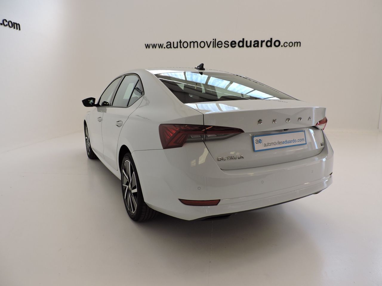 Skoda Octavia OCTAVIA 1.4 TSI PHEV iV 204 DSG6e Business - Foto 7