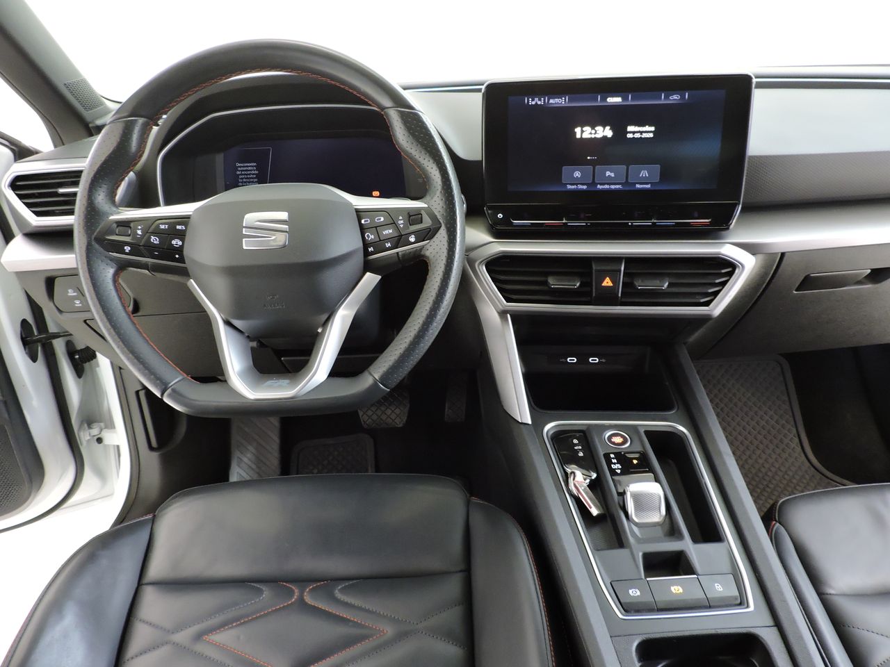 Seat Leon León Sportstourer 1.5 TGI 96 kW (130 CV) DSG FR - Foto 8